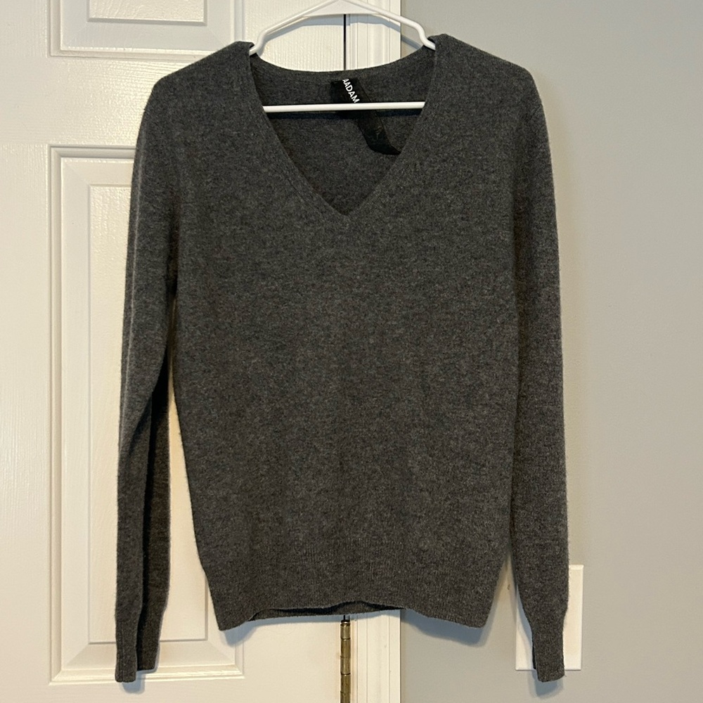 NAADAM cashmere gray vneck sweater